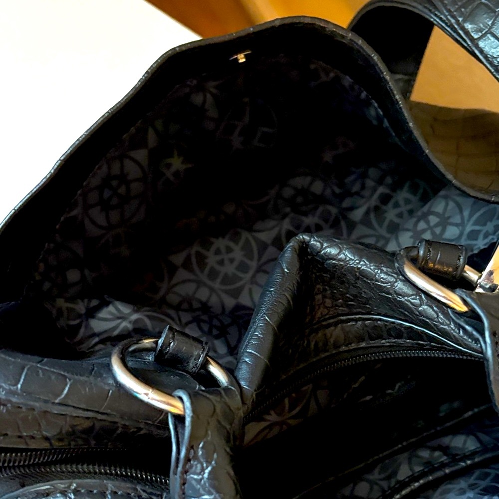 Nicole Lee Black Croc-Pattern Shoulder Bag – Chic & Statement Style - Picture 3 of 7